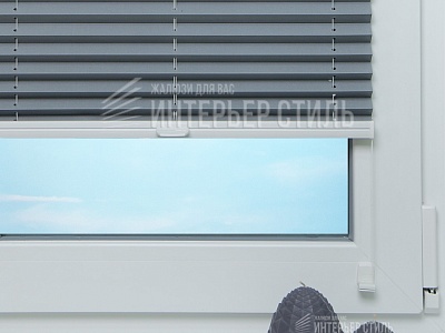 Мун блэкаут серый