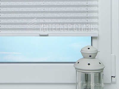 Сутрио белый