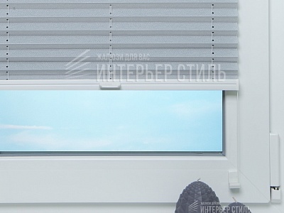 Силкшейд алю бело-серый