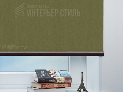 Лусто тёмно-зелёный