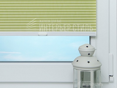 Капри светло-зелёный